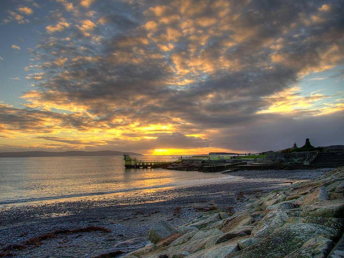 Mocha Newcastle Bed & Breakfast Galway Exterior foto
