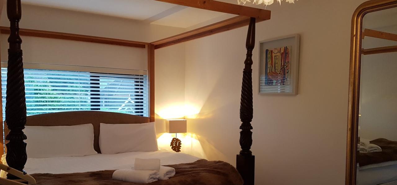 Mocha Newcastle Bed & Breakfast Galway Exterior foto
